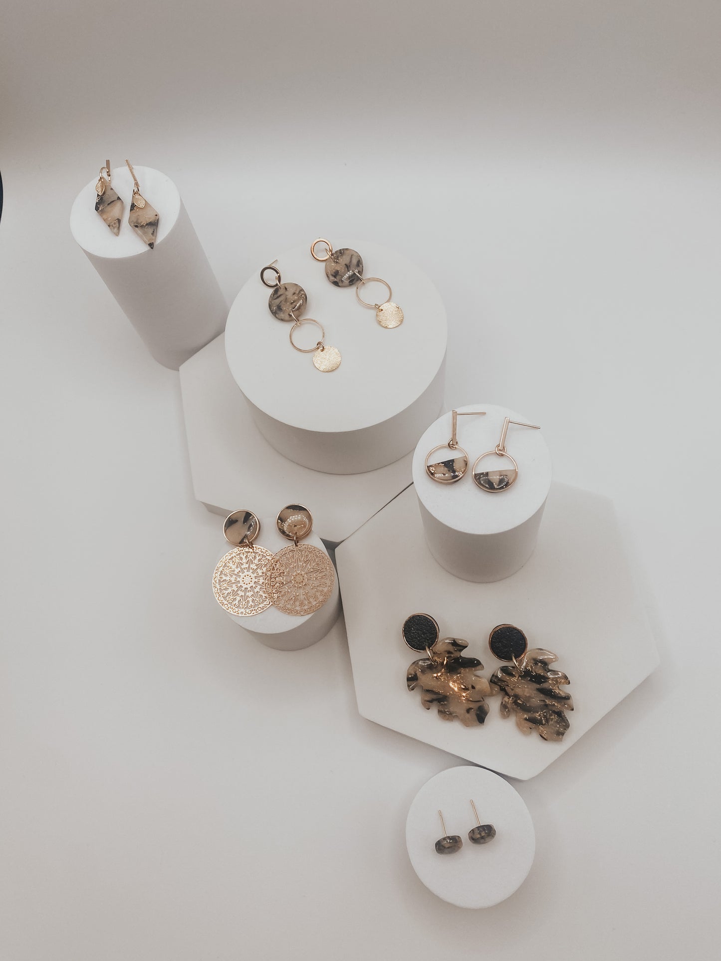 Lauren Dangle Earring